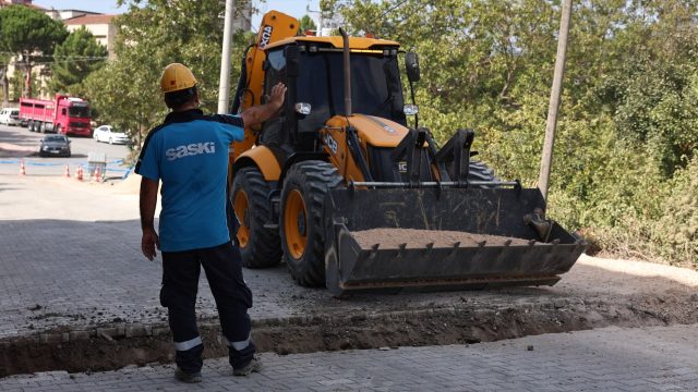 Güçlü altyapı dönüşümü Geyve Tepecikler Mahallesi ile buluştu