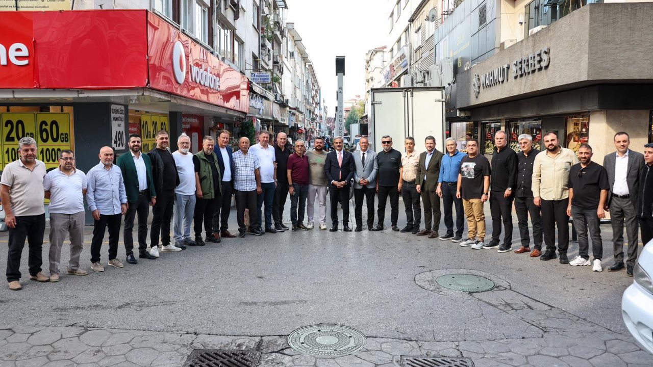 “Şehrimizin hafızası olan esnaflarımızla bir ve beraber olmaya devam edeceğiz”