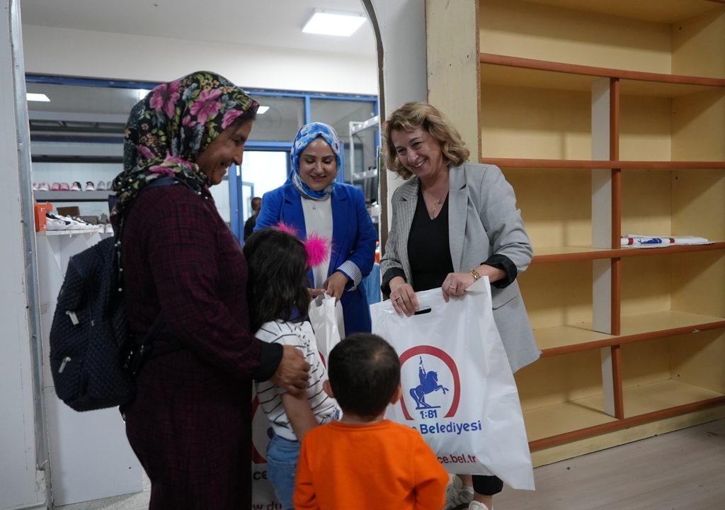 HAYIR ÇARŞISI BİNLERCE İHTİYAÇ SAHİBİNE ULAŞTI