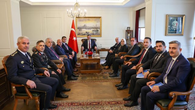 MOBİLYA KENT PROJESİ EKONOMİK BELEDİYECİLİĞE ÖRNEKTİR