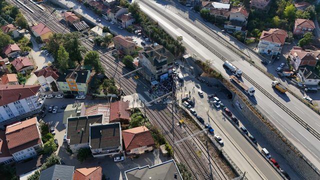 11 yıllık hasret sona erdi: Alifuatpaşa Hemzemin Geçidi açıldı