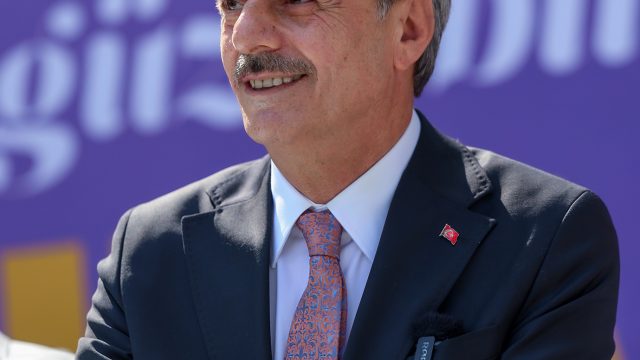 Karapürçek Sosyal Gelişim Merkezi’nin temeli atılıyor