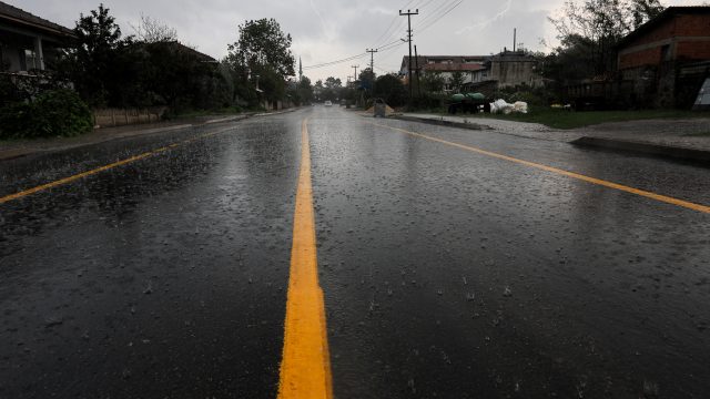Rekor yağışta altyapı hatları sorunsuz çalıştı