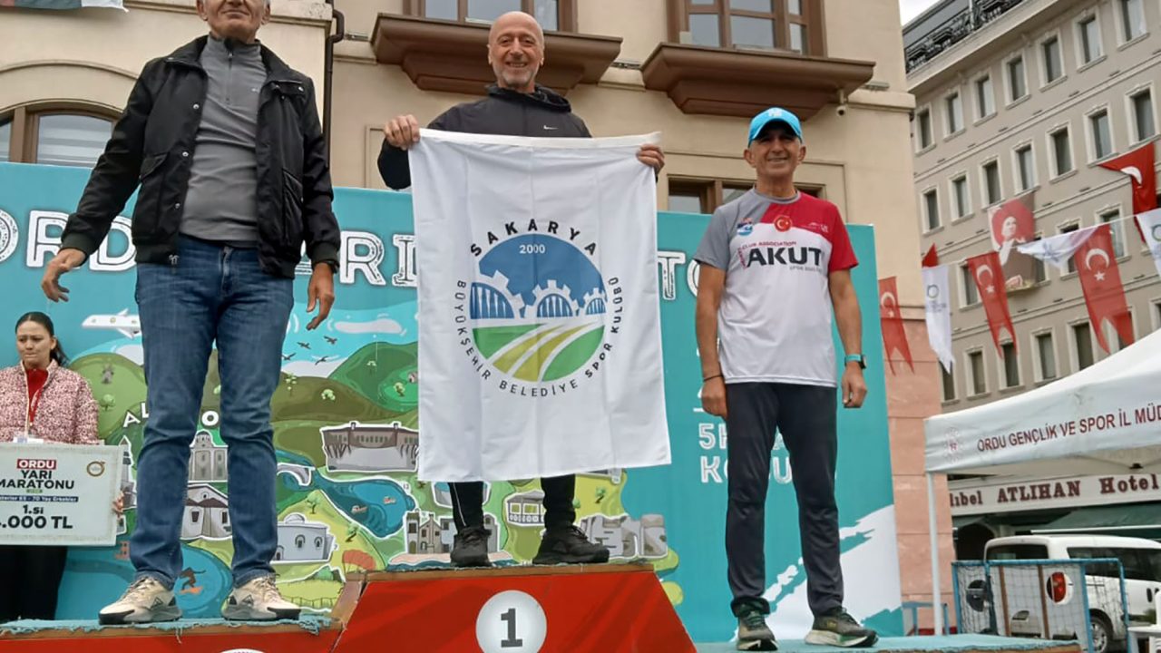 Büyükşehir’den 3 branşta büyük başarı