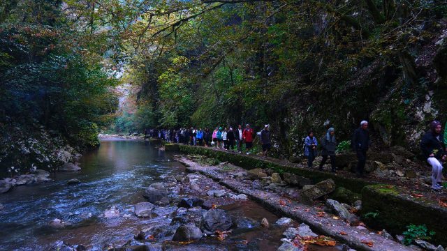 Kuzeyin tabiat harikaları arasında unutulmaz bir sonbahar yürüyüşü