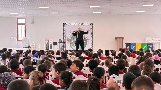 Miniklere eğlenceli buluşma: Akça kukla gösterisi 12 Kasım’da SGM’de