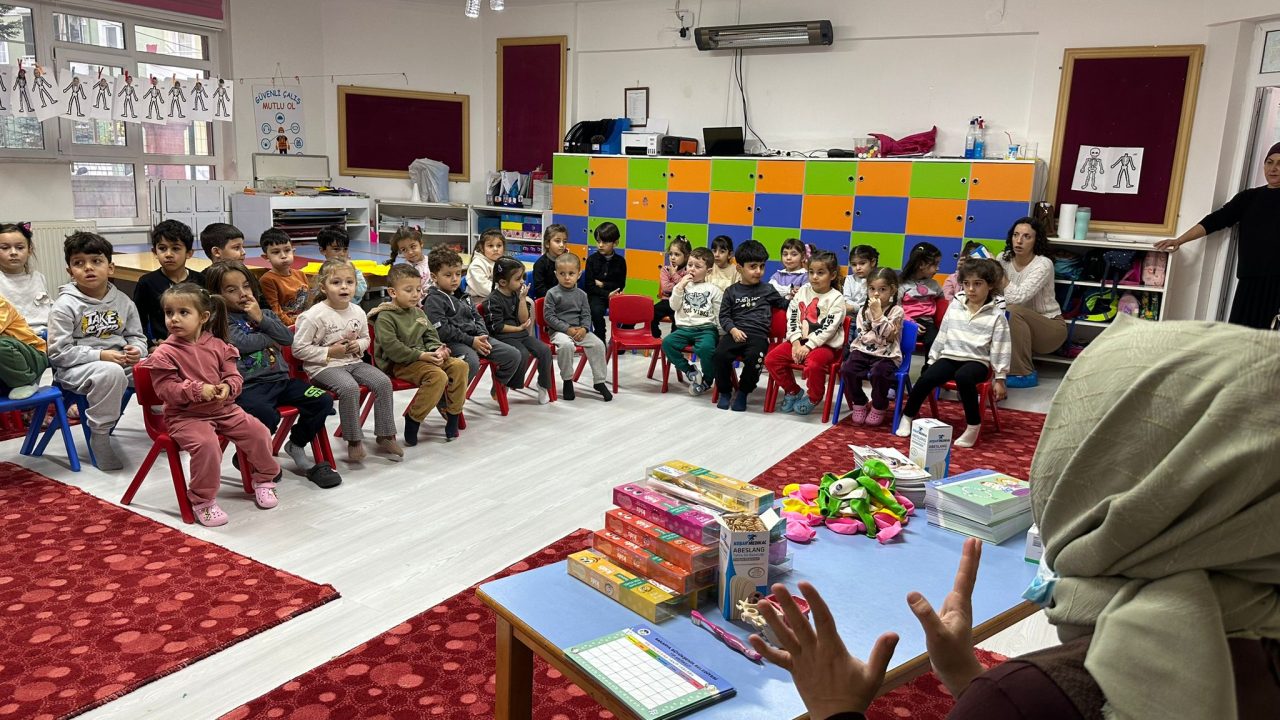 550 minik öğrenci ağız ve diş sağlığı taramasından geçti
