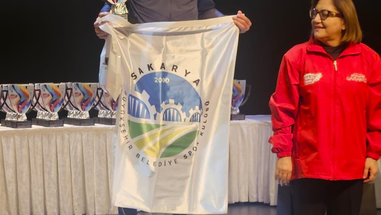 Büyükşehir her branşta başarılarına devam ediyor