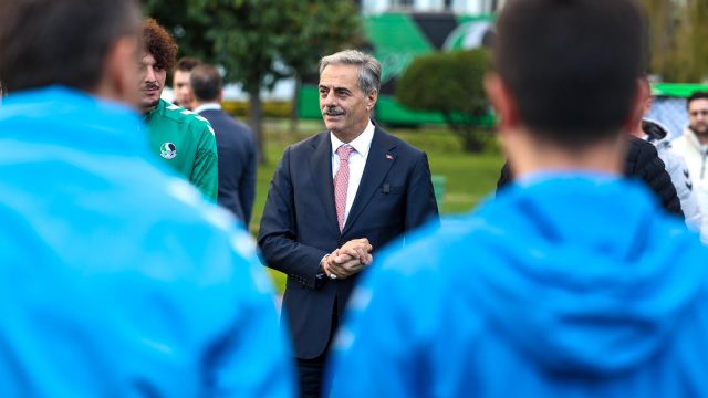 “Hep birlikte Sakaryaspor’un yanında olmaya devam edeceğiz”