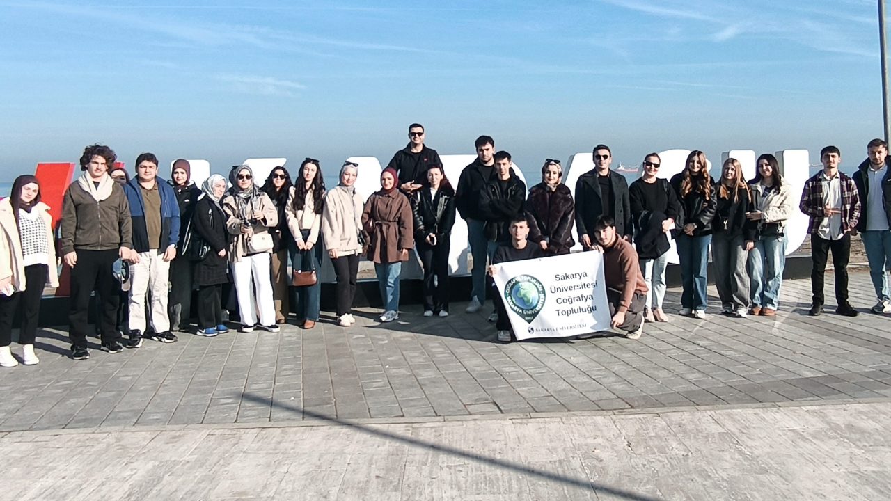 Büyükşehir’in tanıtım gezileriyle adım adım şehri keşfediyorlar
