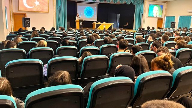 Büyükşehir’den gençlere iklim ve sıfır atık bilinci