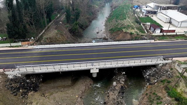 20 mahalle ve 2 ilçeyi bağlayan yeni köprüyü Yeniorman memnuniyetle karşıladı