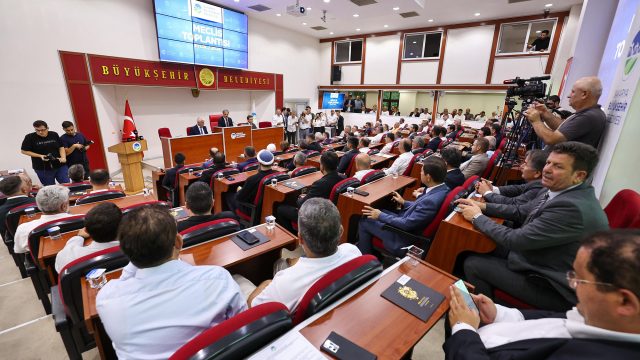 Yeni yılın ilk meclisi toplanıyor