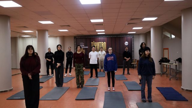 Genç Sahne Tiyatro Okulu Sakarya’da gençliğin sahnesi oluyor