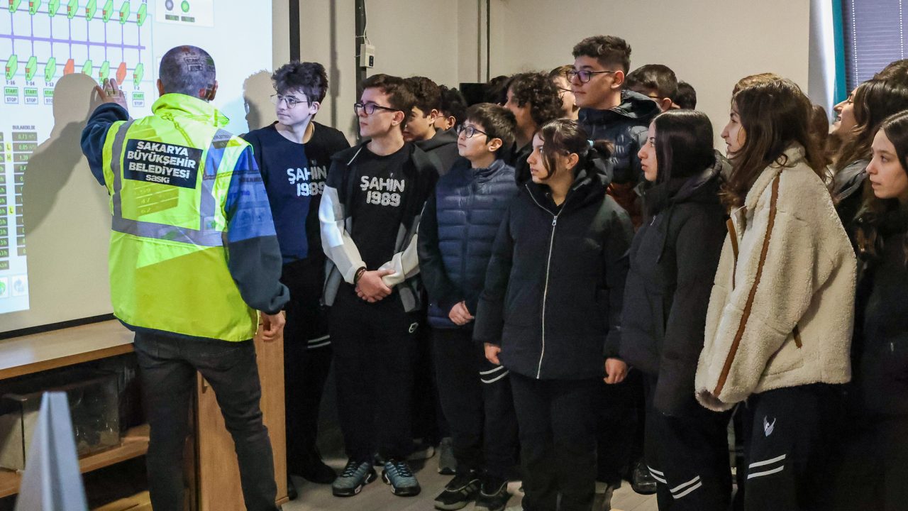 Arıtma ve su kalite kontrol süreçleri lise öğrencileri ile paylaşıldı