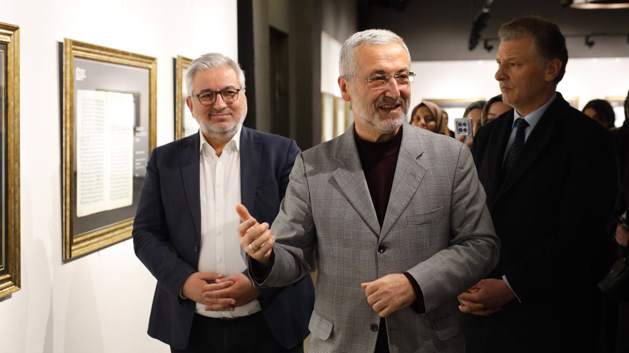 OSM’de Bursevî’ye vefa: Sergi açıldı, panelde düşünce dünyası konuşuldu