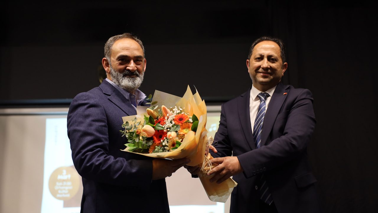 Dursun Ali Erzincanlı Sakarya’da şiirleriyle gönüllere dokundu