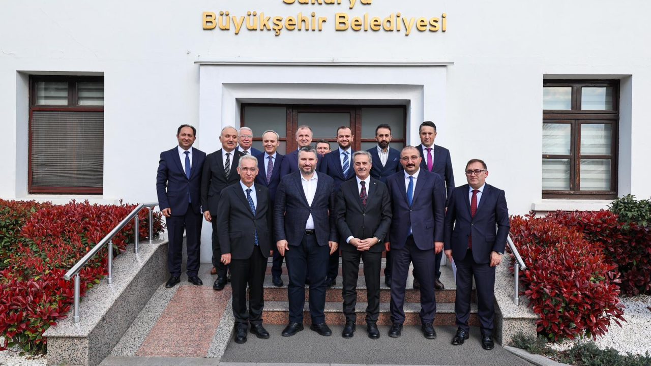 “Şehrimizin sanayi altyapısını modern bir yapıya kavuşturuyoruz”