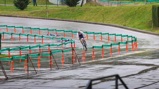Büyükşehir’in iki sporcusu Dünya Şampiyonası’nda Milli formayla pedal çevirecek