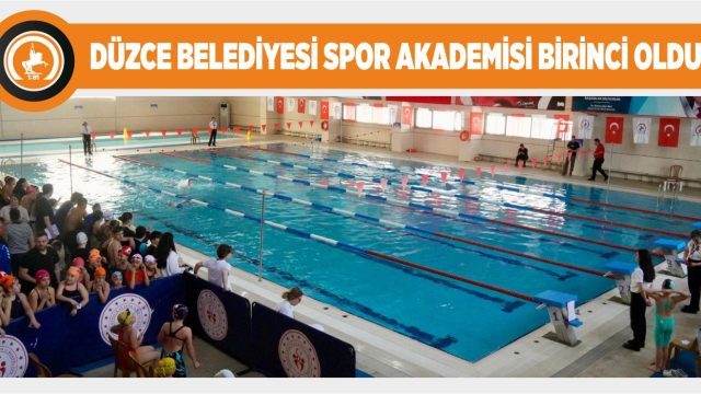 23 NİSAN YÜZME ŞENLİĞİNDE FİNAL HEYECANI YAŞANDI