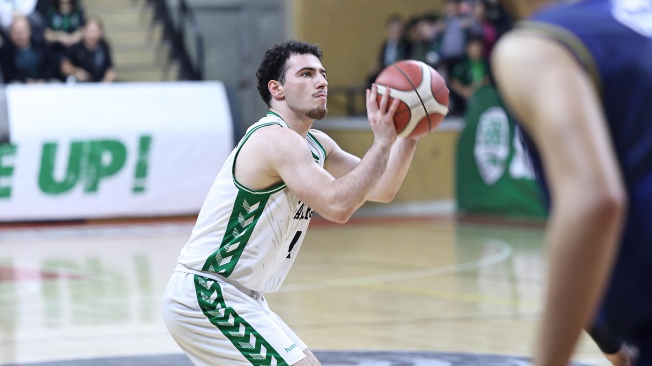 Büyükşehir Basketbol Play-Off’ta sahne alıyor: Çeyrek Finalde Çiftlikköy’ü ağırlıyor