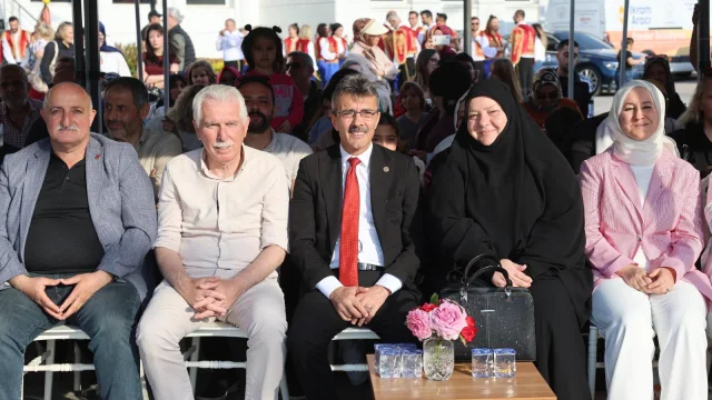 19 MAYIS ERENLER’DE COŞKUYLA KUTLANDI