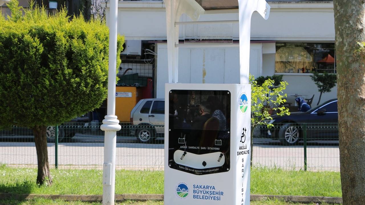 Büyükşehir’den Sapanca’ya engelsiz şarj istasyonu
