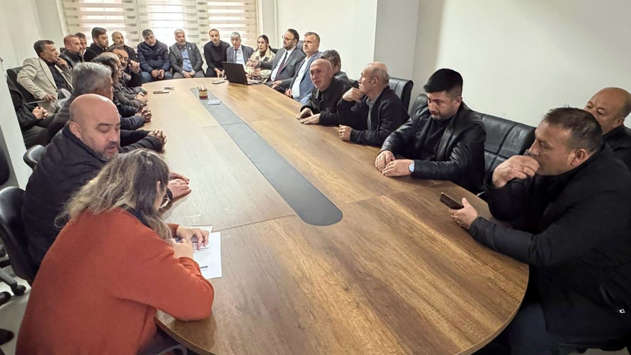Büyükşehir’den muhtarlarla yerinde sosyal hizmet buluşması