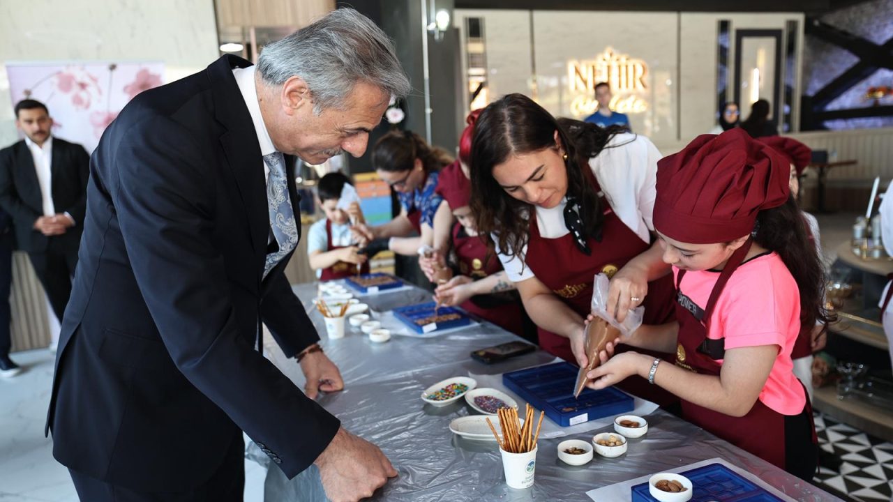“Aile kurumunu güçlendirmeye devam edeceğiz”