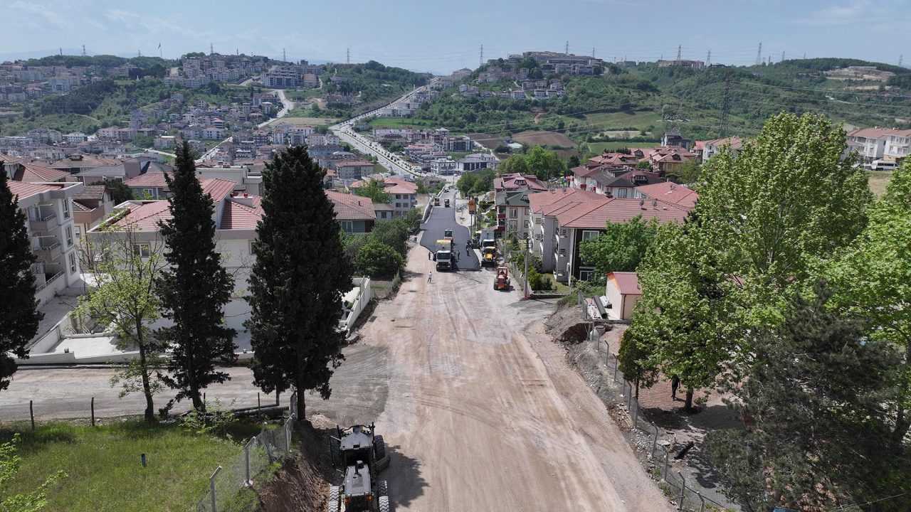 Serdivan’da sürücülere nefes aldıracak yeni kaçış güzergahı açılıyor: Asfalt işlemi başladı