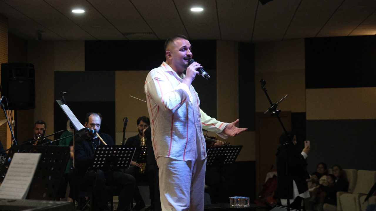 Kent Orkestrası’nın “Yaza Merhaba Gençlik Konseri” kulakların pasını sildi