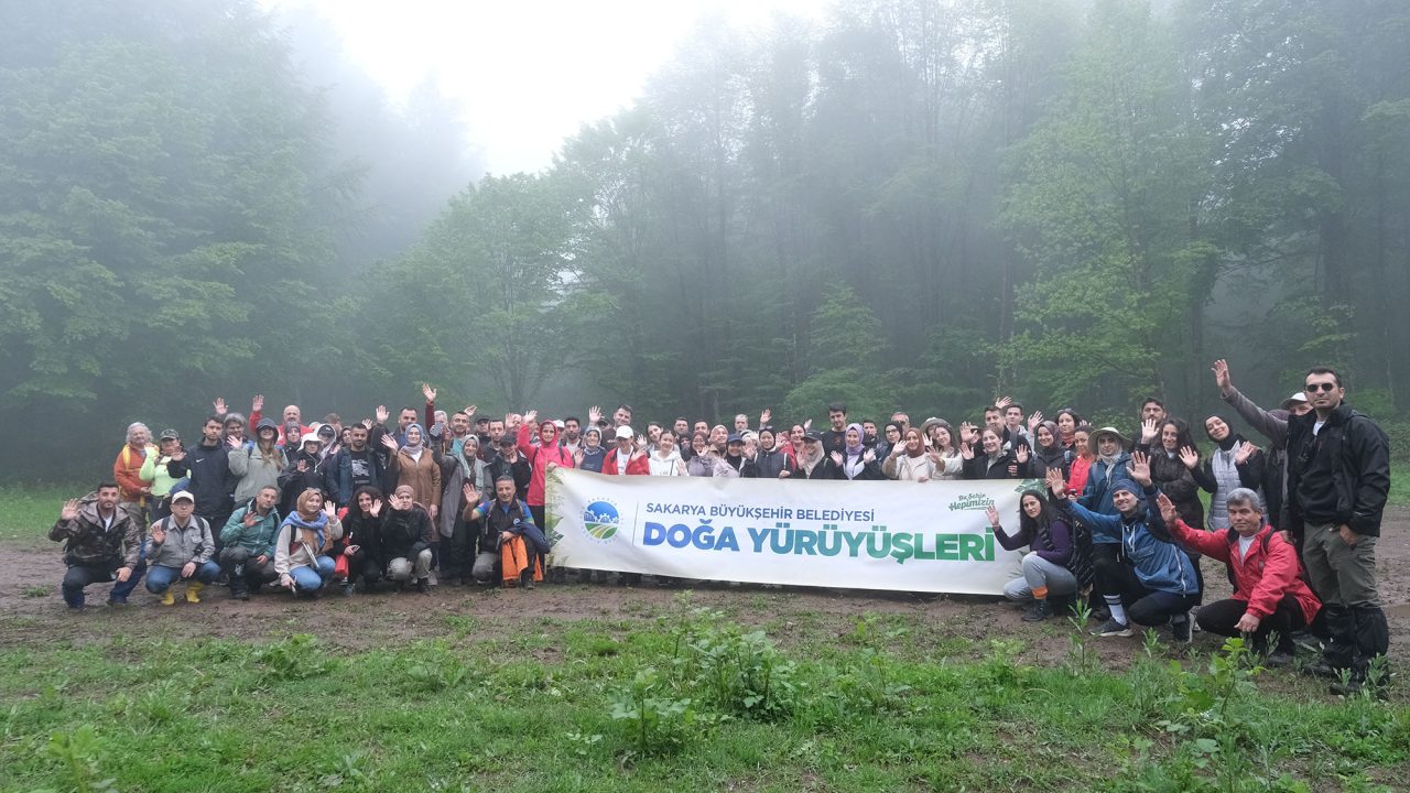 Büyükşehir doğa yürüyüşleri Keremali Göl Yaylası parkuruyla final yaptı