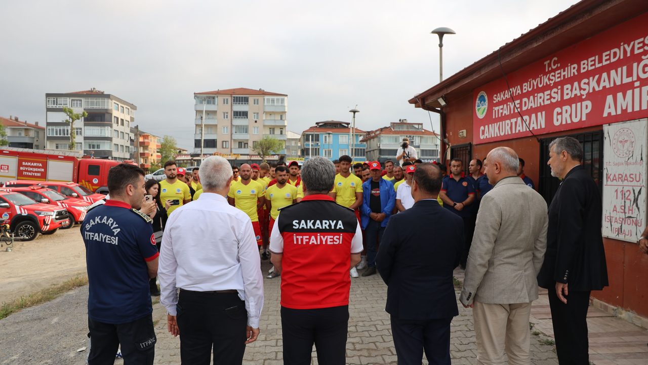 Cankurtaranlar göreve başladı