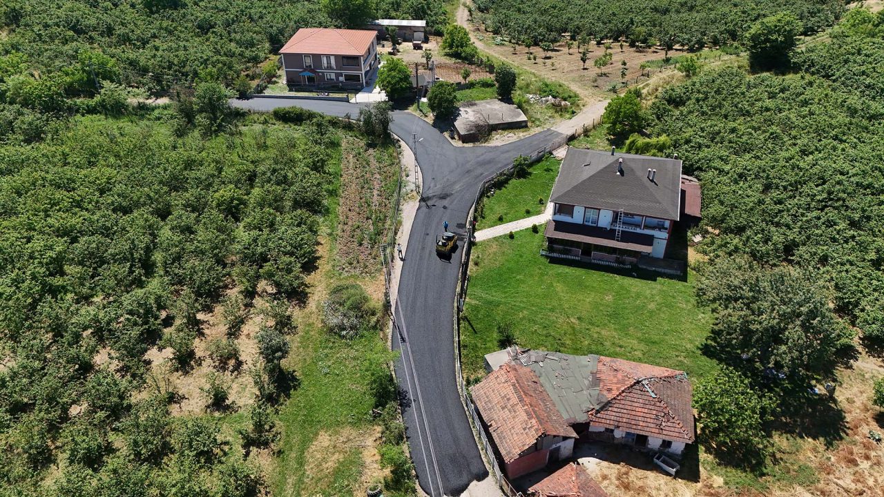Söğütlü’de 6 kilometrelik güzergâh güçlü koordinasyonla sil baştan