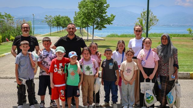 SASKİ’den anlamlı organizasyon: Öğrenciler Sapanca Gölü’nü ilk kez gördü