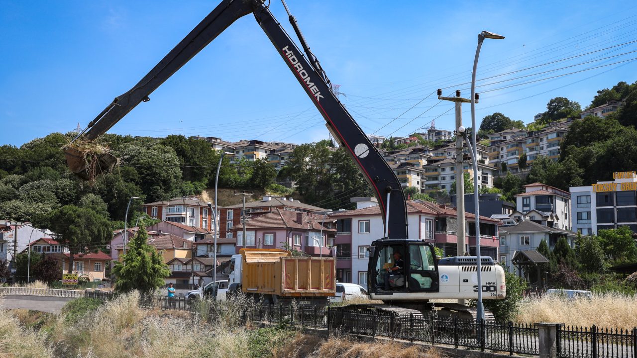 SASKİ Kanlıdere’yi kötü koku ve haşereden arındırdı