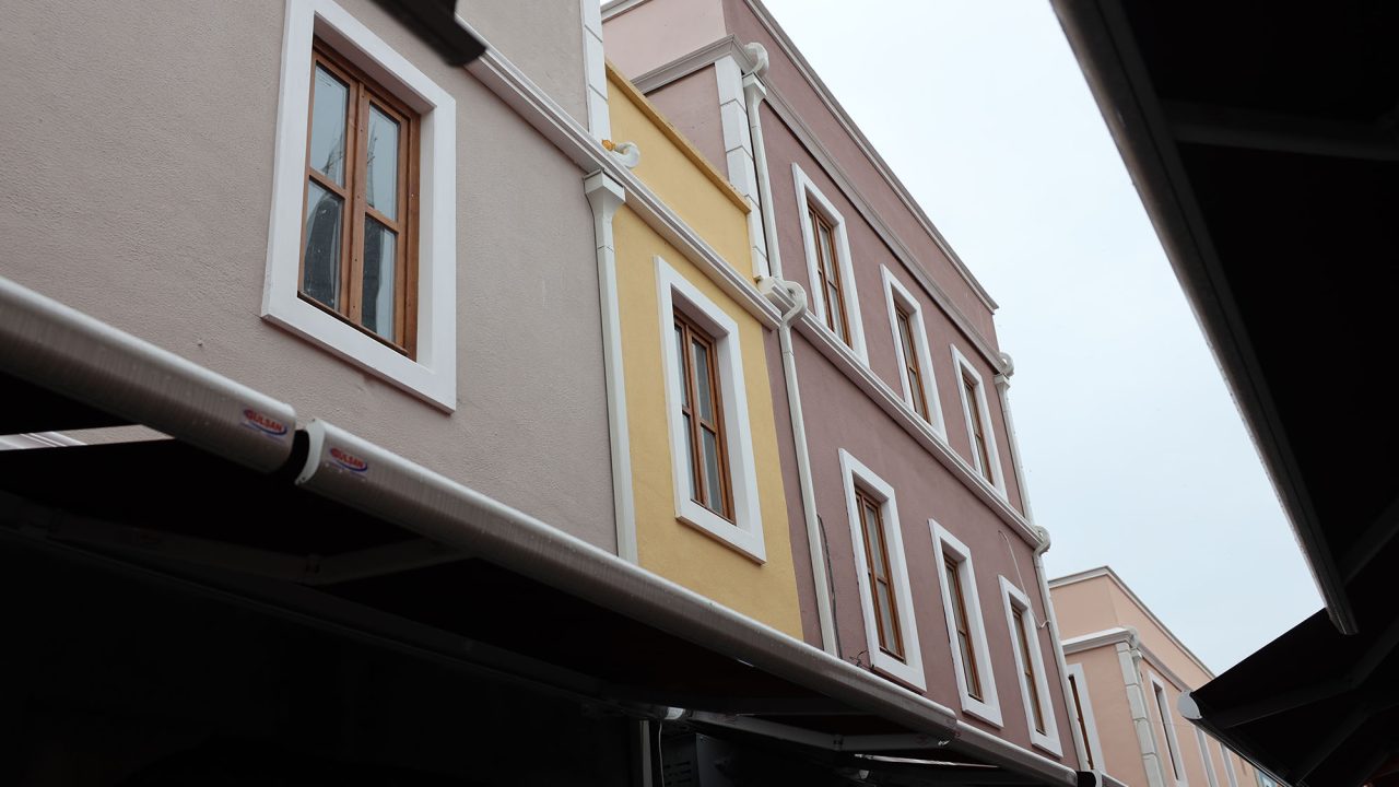 Uzunçarşı’nın tamamı artık yepyeni bir yüze kavuşuyor: Başkan Alemdar, son etap için ihale tarihini açıkladı
