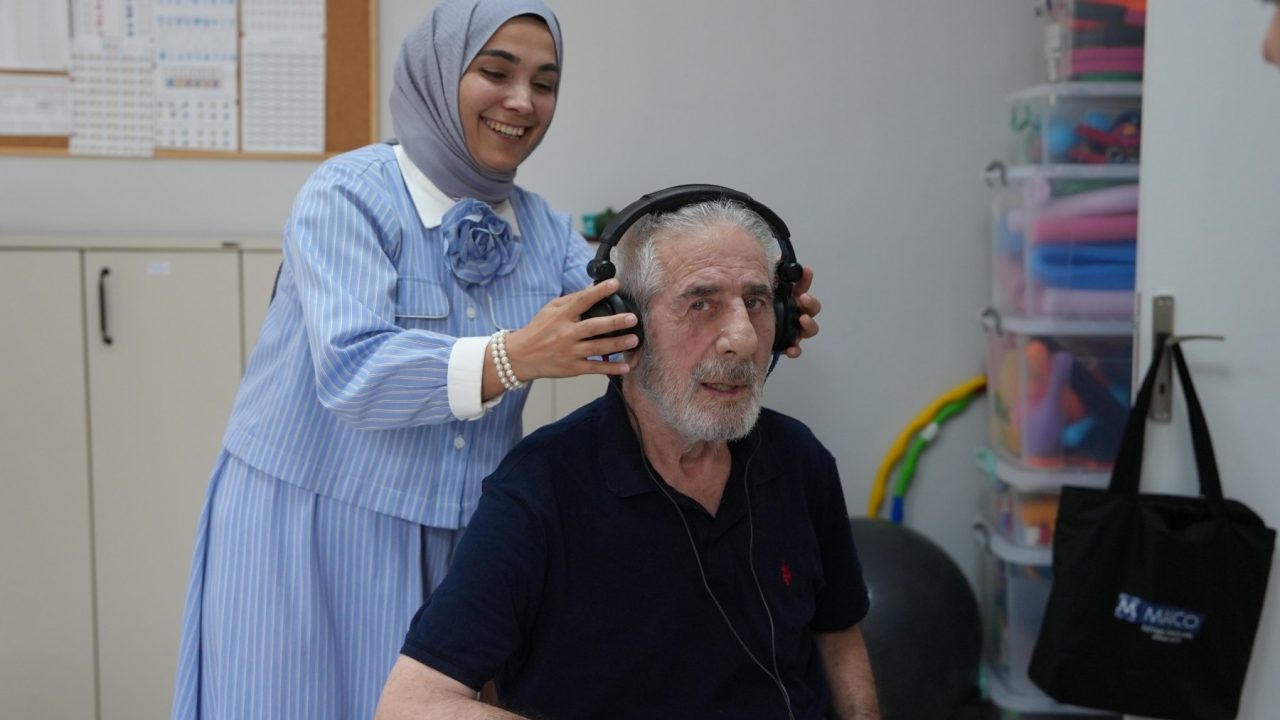 ERTAN UÇAR ALZHEIMER MERKEZİ’NDE ANLAMLI ETKİNLİK