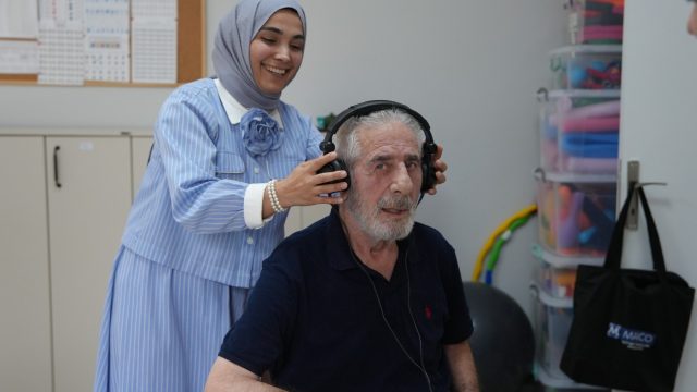 ERTAN UÇAR ALZHEIMER MERKEZİ’NDE ANLAMLI ETKİNLİK