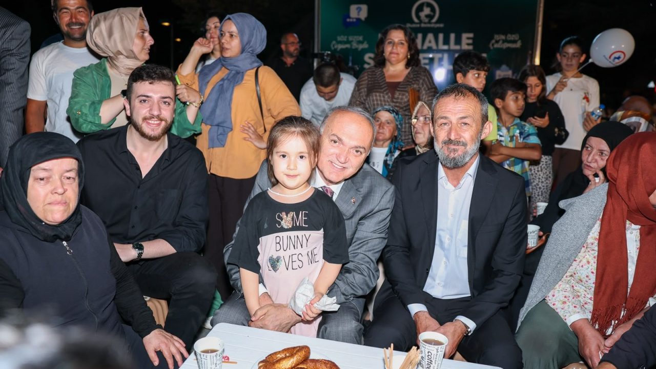 BAŞKAN ÖZLÜ MAHALLE SOHBETLERİNİ AZMİMİLLİ’DE SÜRDÜRDÜ