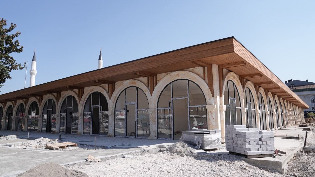 CEDİDİYE MEYDAN PROJESİNDE SON DOKUNUŞLAR