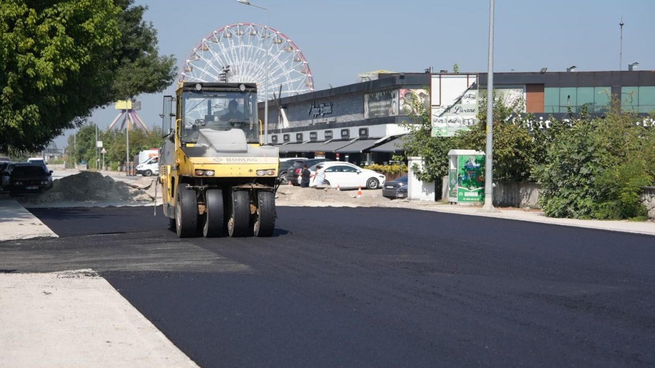 ASFALT ÇALIŞMALARI İSTANBUL CADDESİ’NDE SÜRÜYOR