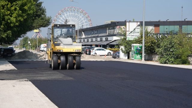 ASFALT ÇALIŞMALARI İSTANBUL CADDESİ’NDE SÜRÜYOR