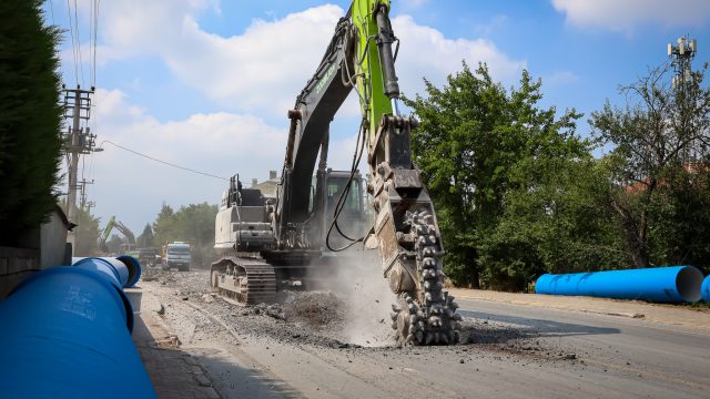 Akyazı’da 100 kilometrelik altyapı yenilemesi başlıyor