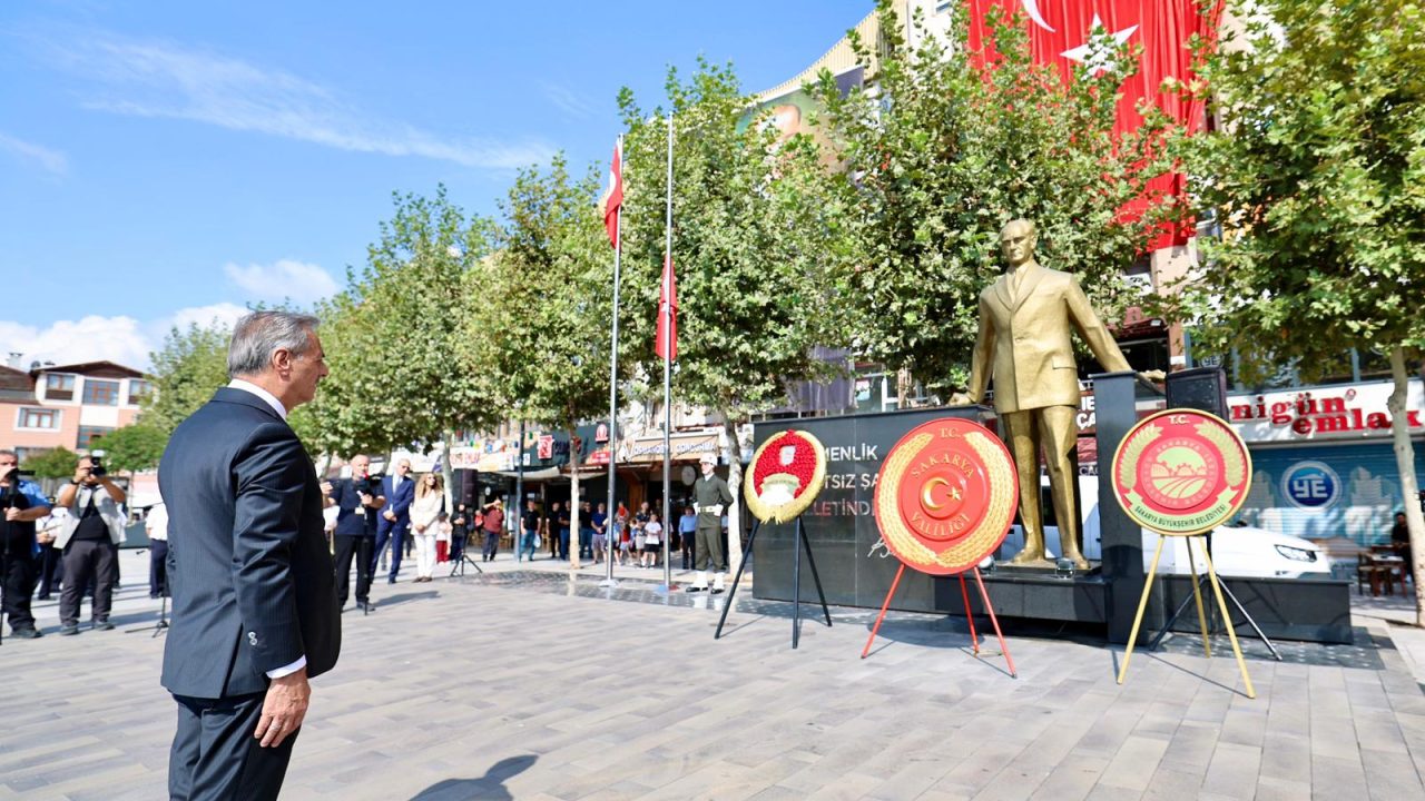 Alemdar, “Zafer coşkumuz ülkemizin dört bir yanında hiç eksilmesin”