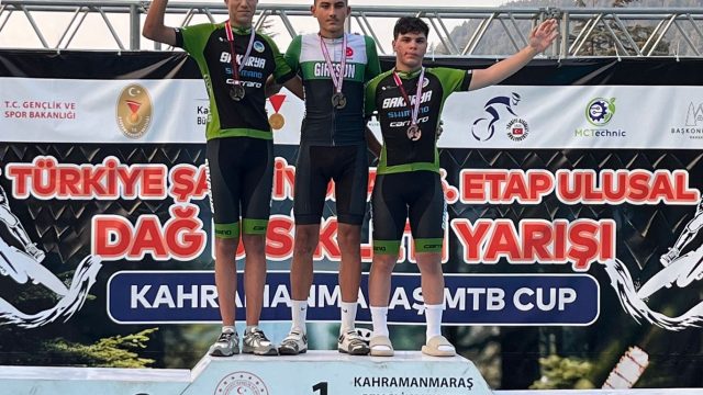 Büyükşehir sporcularından üç ayrı branşta büyük başarı