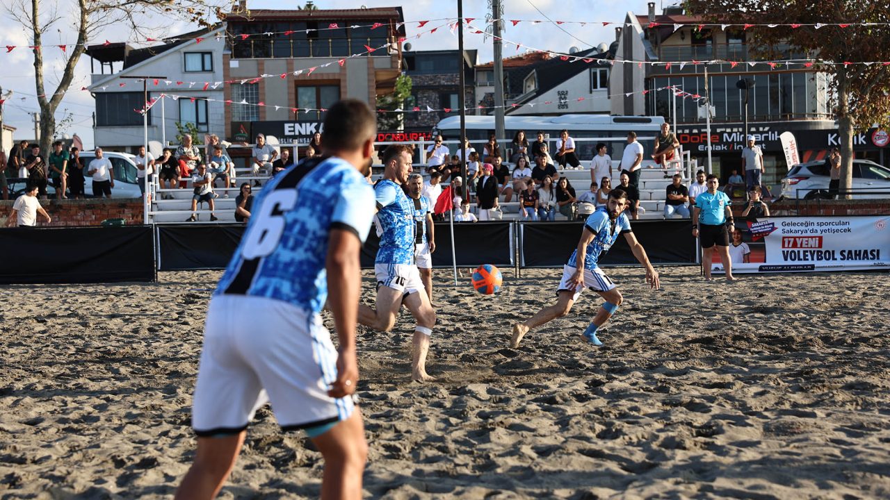 Kocaali Sahili’nde futbol şöleni kupayla noktalandı