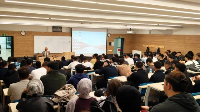 Hendek MYO’dan Yeni Öğrencilere Oryantasyon Programı