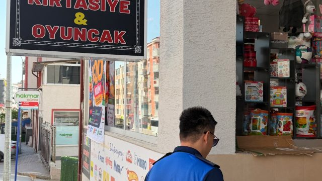 Zabıta Müdürlüğü Ekipleri Okul Öncesinde Kırtasiyelerde Denetim Yaptı