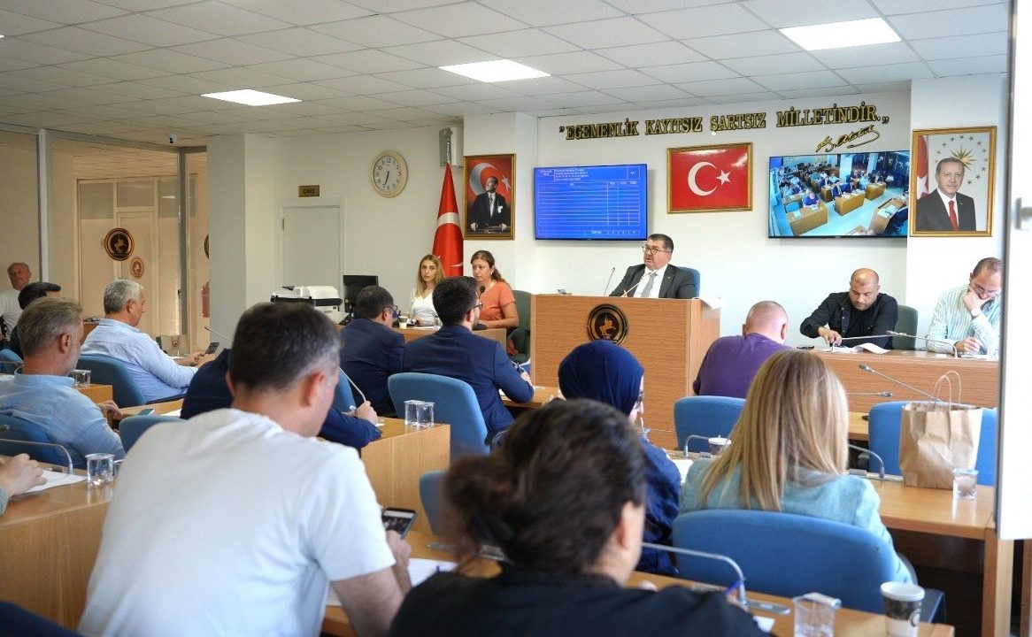 DÜZCE BELEDİYE MECLİSİ TOPLANDI